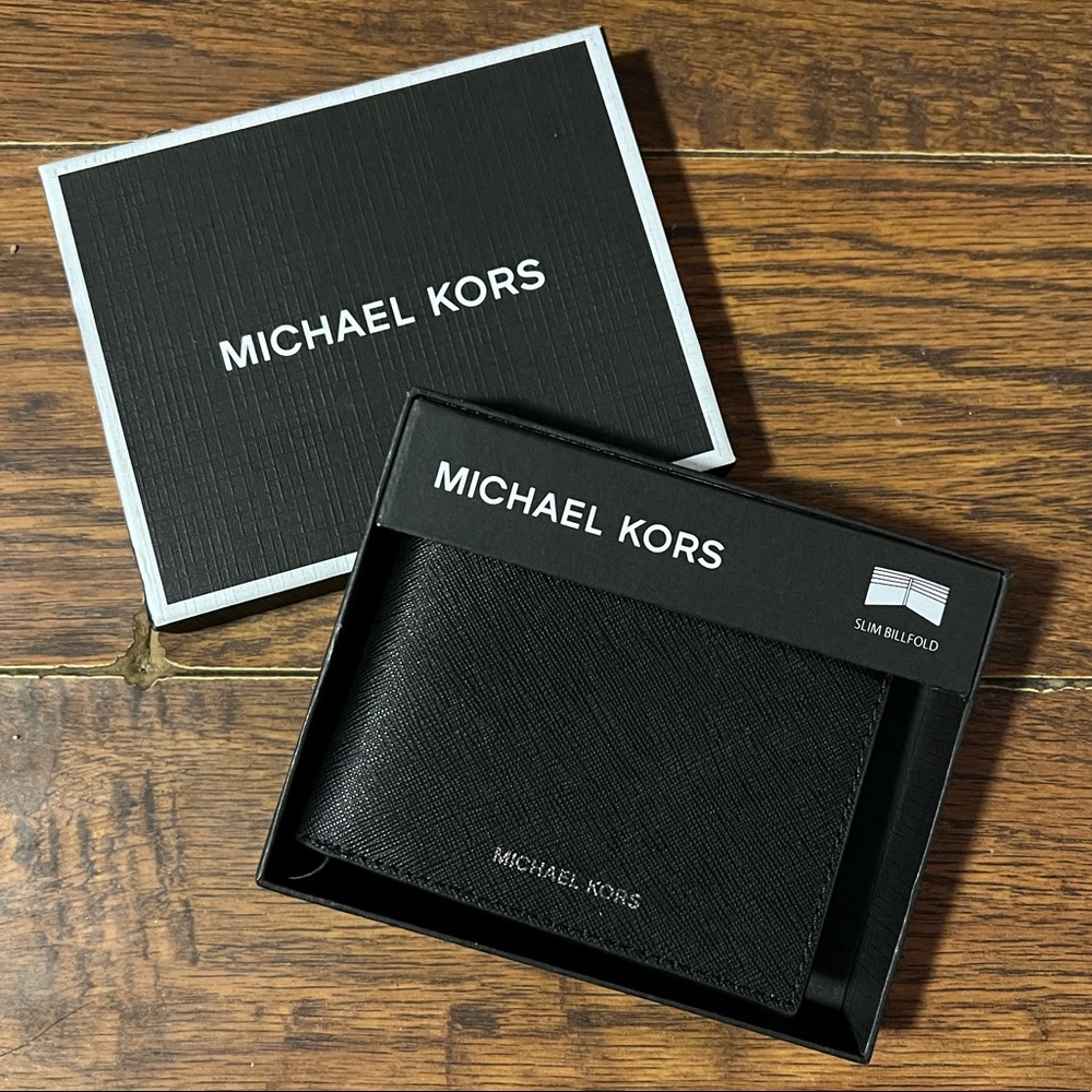 Michael Kors Billfold